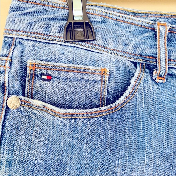 EUC Tommy Hilfiger Bermuda Jean Shorts Sz 10 - Picture 6 of 8